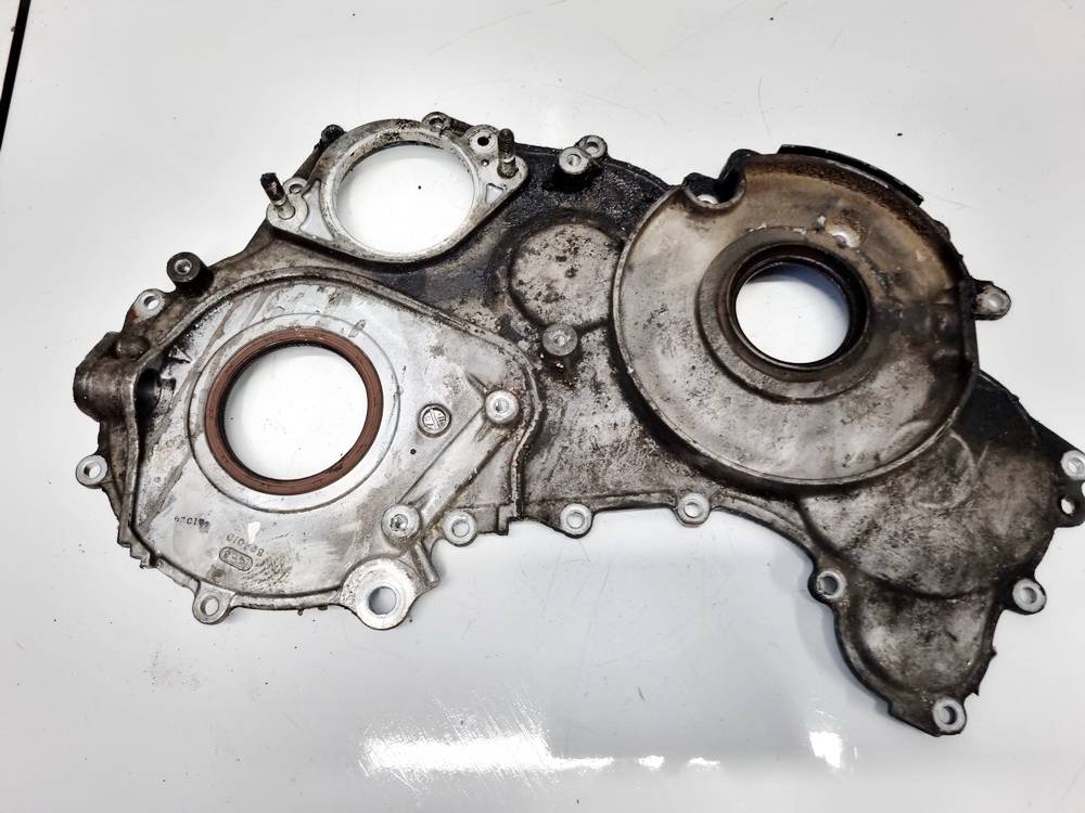 585010 Toyota Land Cruiser 2008 Крышка двигателя передняя