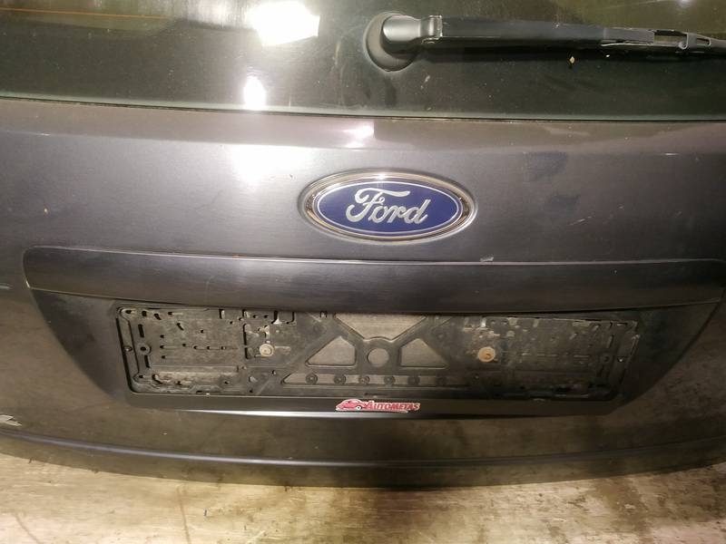 Ford C-MAX 2008 Aizmugurējā vāka ārējā apdare (numura apgaismojums) - AIZMUGURE