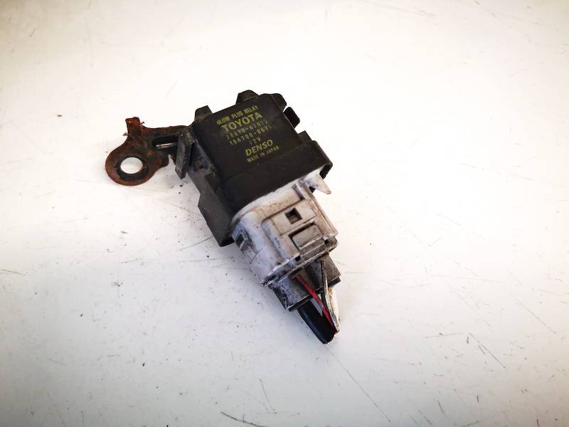 2861067010 Toyota Avensis 2011 Glow plug relay - Thumbnail 2