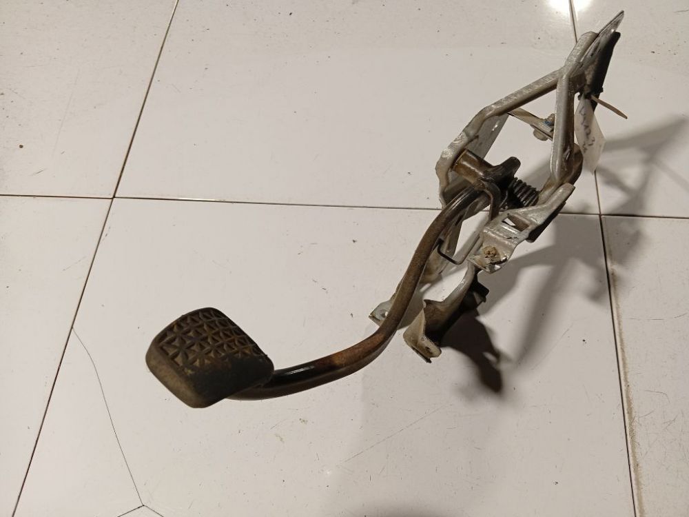 Opel Astra 2006 Pedal work, Brake pedal, Pedal bracket, Clutch pedal