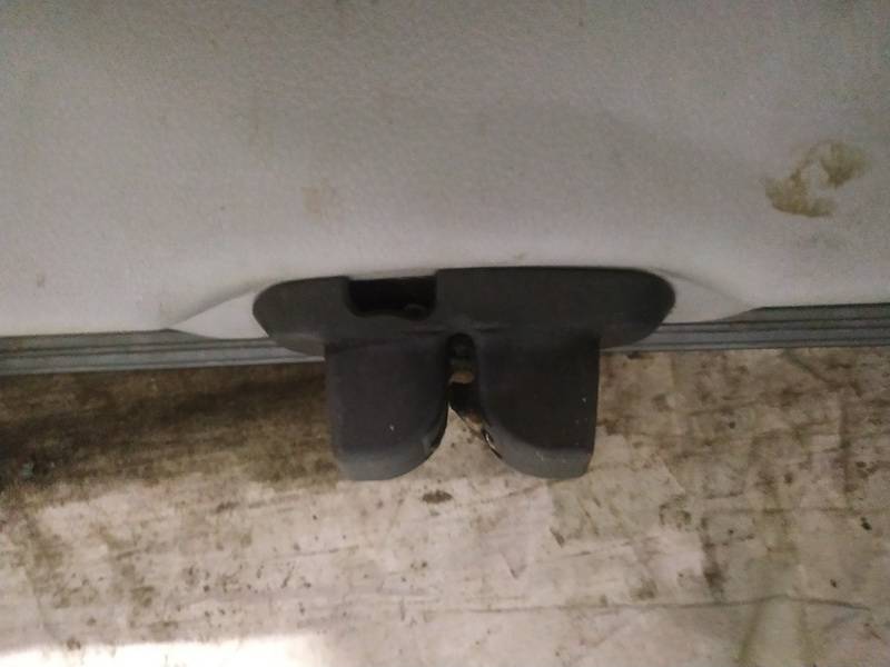 Nissan Primera 2005 Zamek tylnej klapy - TYLNE