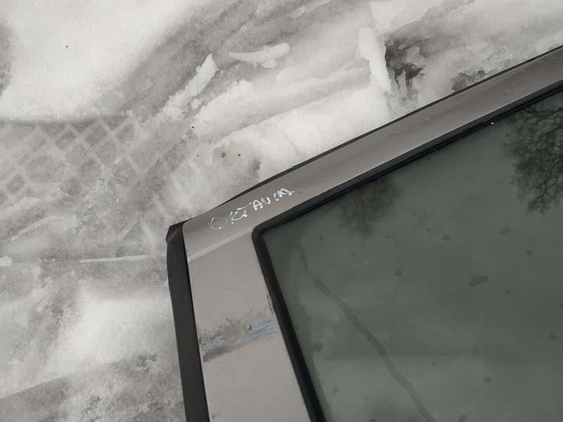 PILKOS Skoda Octavia 2006 PUERTA - TRASERO IZQUIERDO - Thumbnail 3