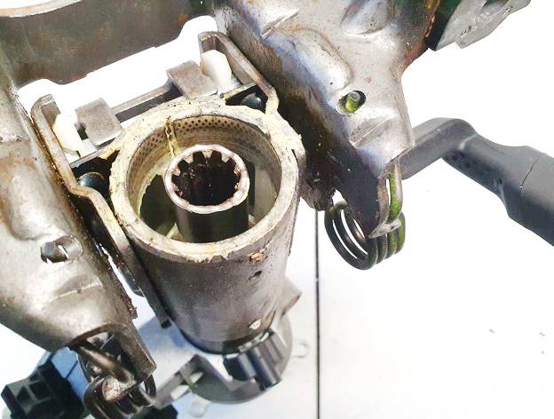 Opel Corsa 2009 Stūres vārpsta - Thumbnail 3