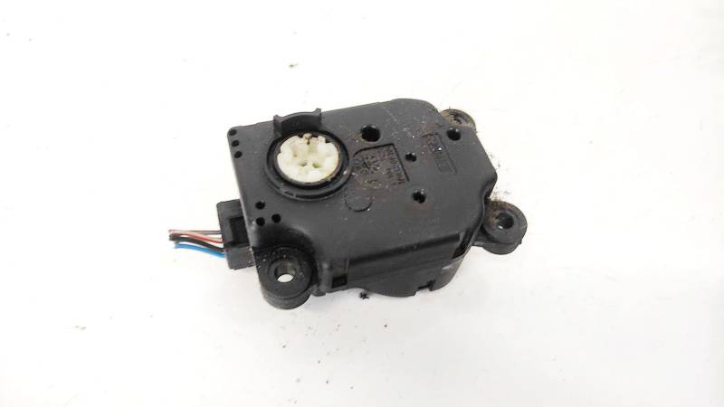 09180203 Opel Vectra 2003 Lämmittimen läppämotor - Thumbnail 3