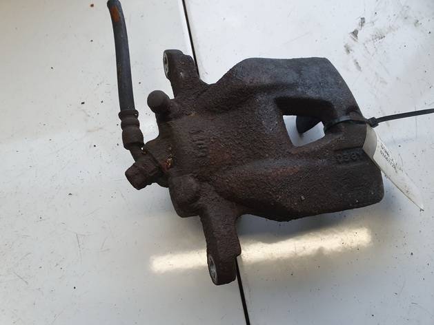 Toyota Previa 2002 Bremžu suporti - PRIEKŠA PA KREISI