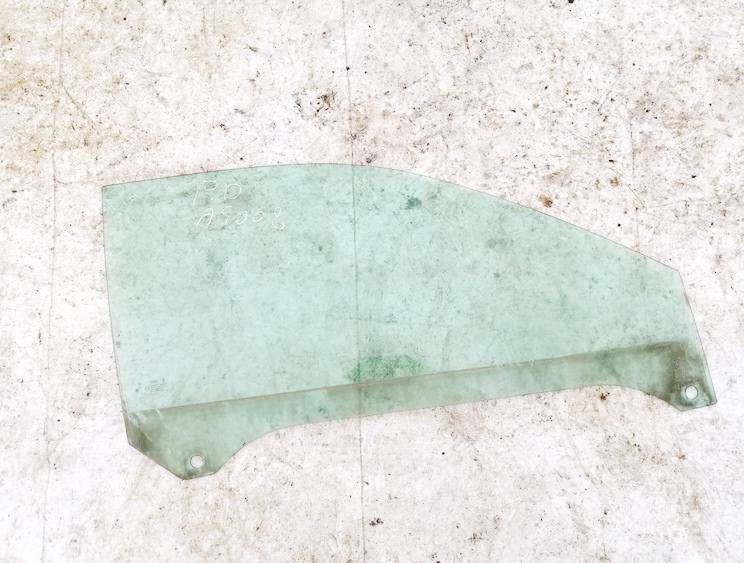 43R00082 Audi A3 2000 LUNA DELANTERA DERECHA, Luna de la puerta delantera - FRENTE DERECHO