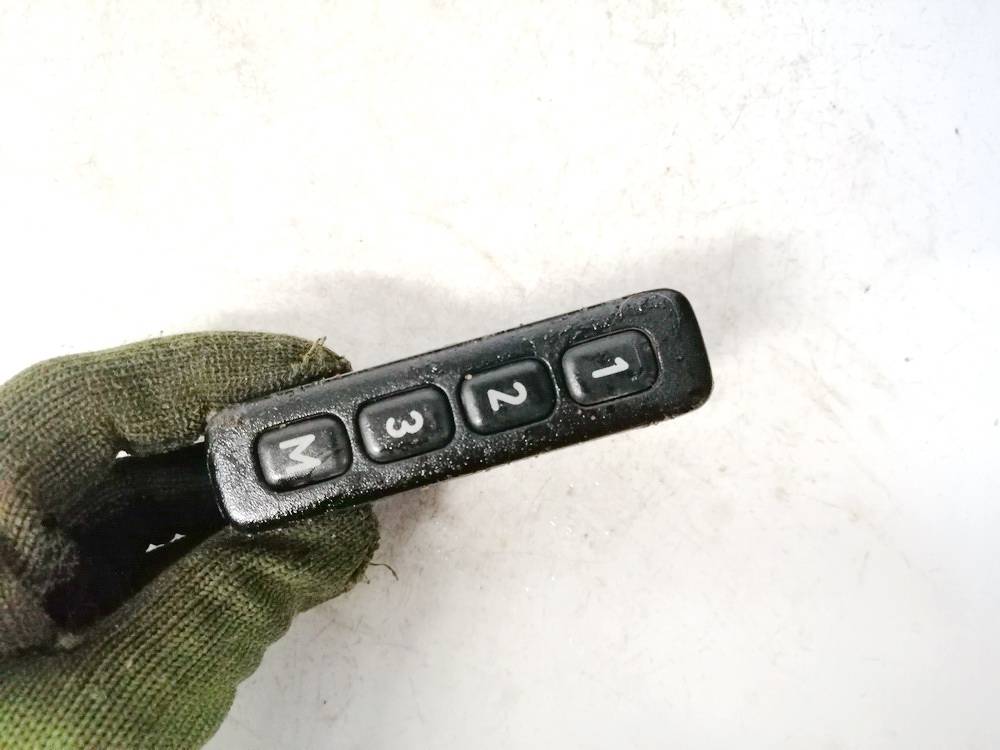 5450192 SAAB 9-5 2006 Sēdekļa atmiņas pogas - PRIEKŠA PA KREISI - Thumbnail 2