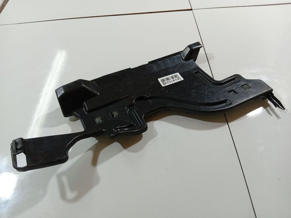 556060D010 Toyota Yaris 2007 Interior trim