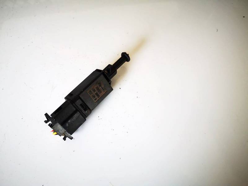 1H0927189D Audi A3 1997 Brake Light Switch (sensor) - Switch (Pedal Contact) - Thumbnail 2
