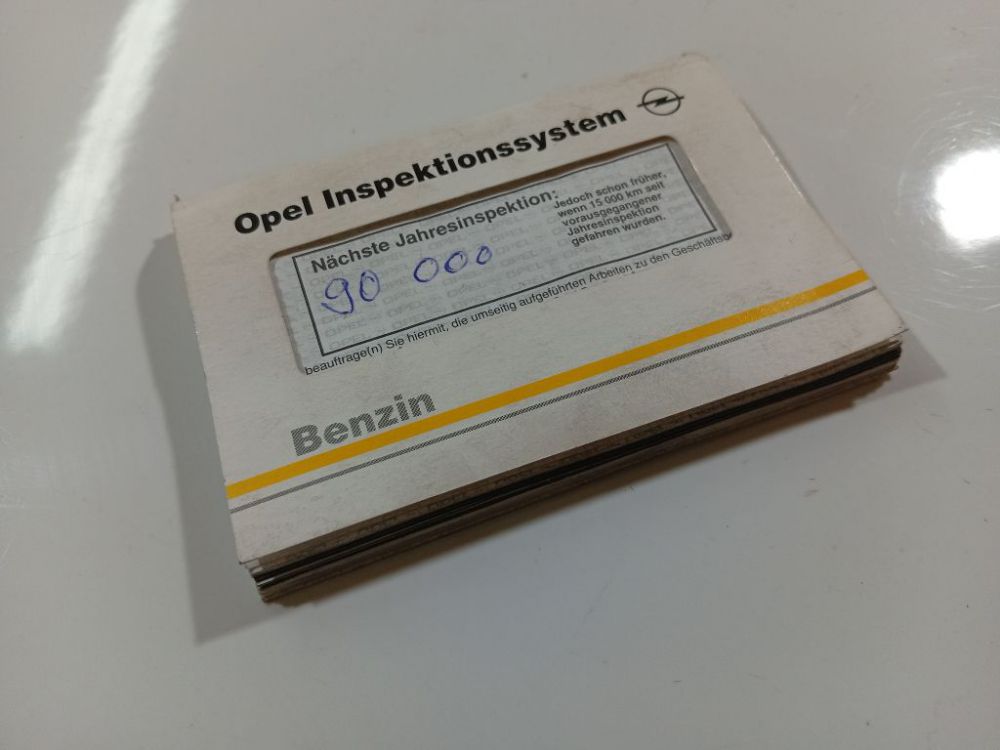 Opel Omega 1997 Książka serwisowa pojazdu