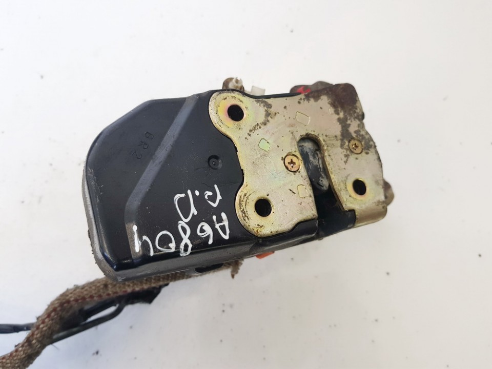 Chrysler Voyager 2001 Durvju slēdzene - PRIEKŠA PA LABI - Thumbnail 3