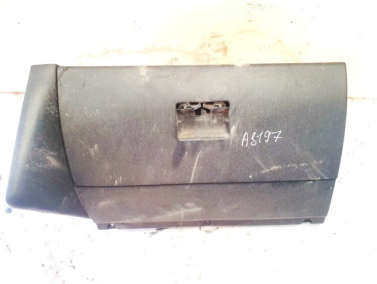 1J1857101A Toyota Yaris Verso 2002 Daiktadeze