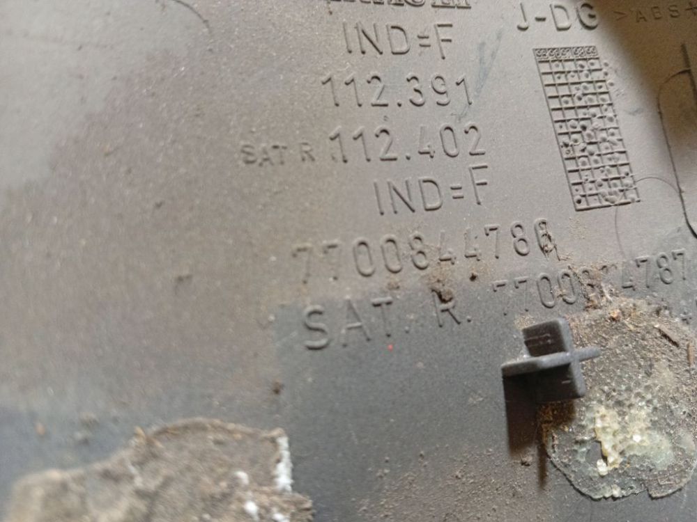 7700844786 Renault Scenic 2002 Stūres vārpstas apakšējais apdares panelis - Thumbnail 4