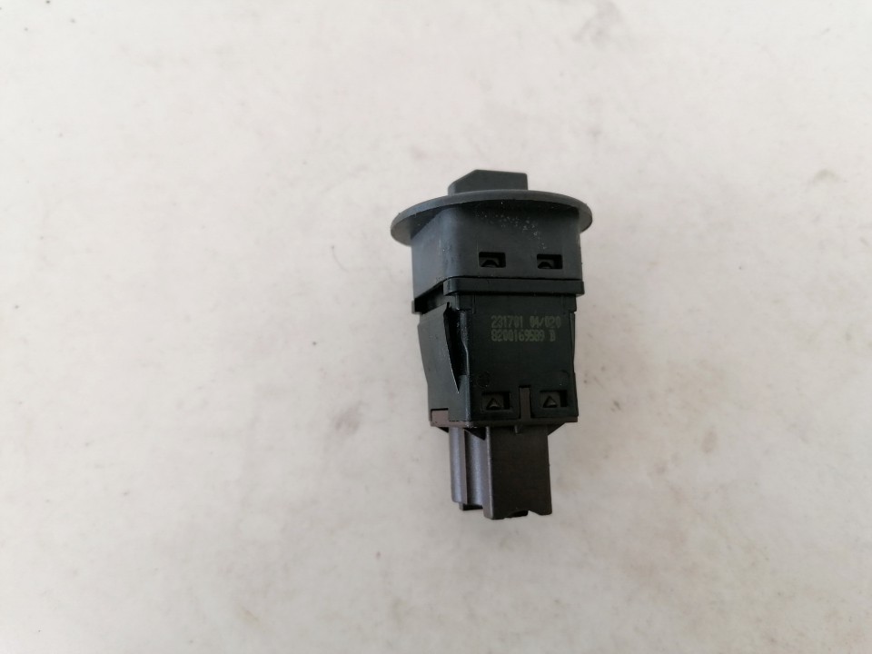 8200169589B Renault Megane 2004 AIRBAG on off Switch (SAFETY ON-OFF SWITCH)
