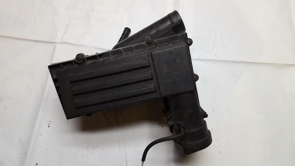 3C0129607AG Volkswagen Passat 2006 Air filter box