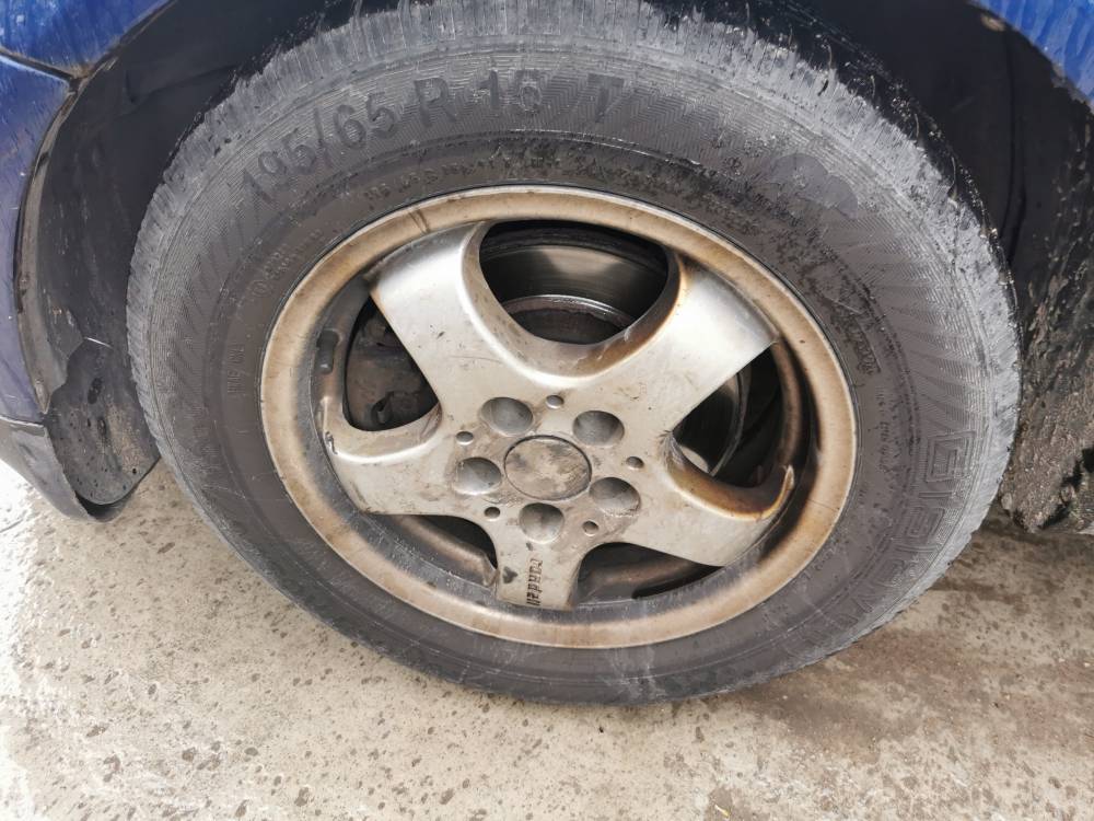 5X100 Audi A3 1998 Liettuan renkaiden komplekti R15 - Thumbnail 2