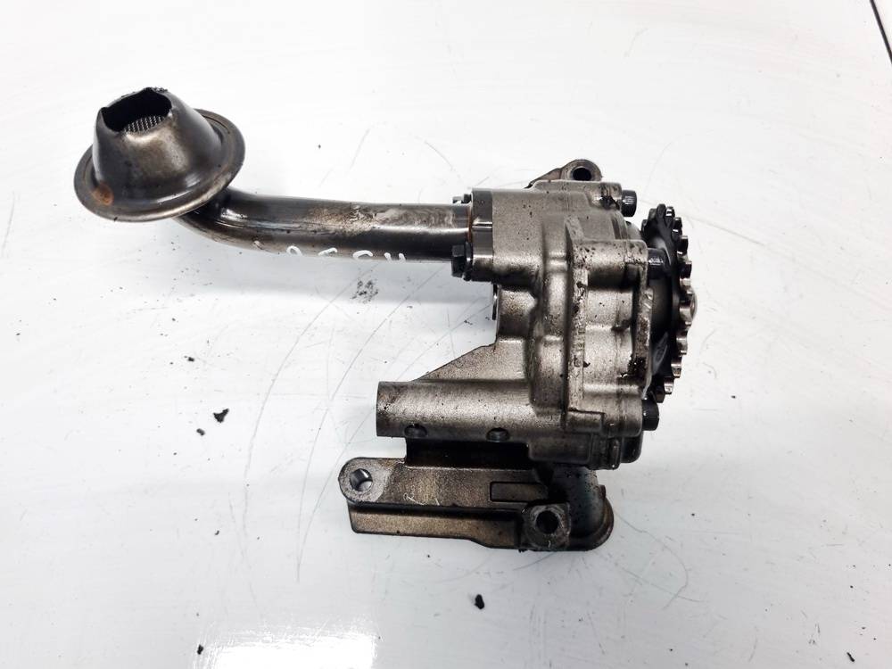 038115105C Volkswagen Golf 2004 Bomba de aceite