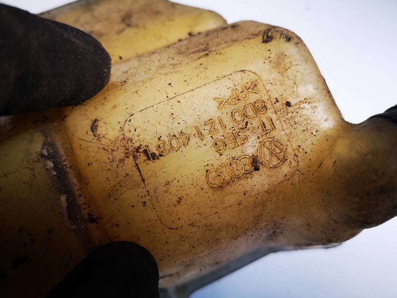 8D0121403L Volkswagen Passat 2004 Expansion Tank coolant (RADIATOR EXPANSION TANK BOTTLE ) - Thumbnail 3