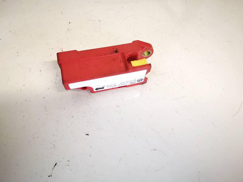 1J0909606D Volkswagen Golf 2000 Srs Airbag crash sensor