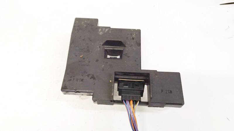 96FG13N004AB Ford Fiesta 2001 Tailight Bulb Holder (Lamp Carrier)