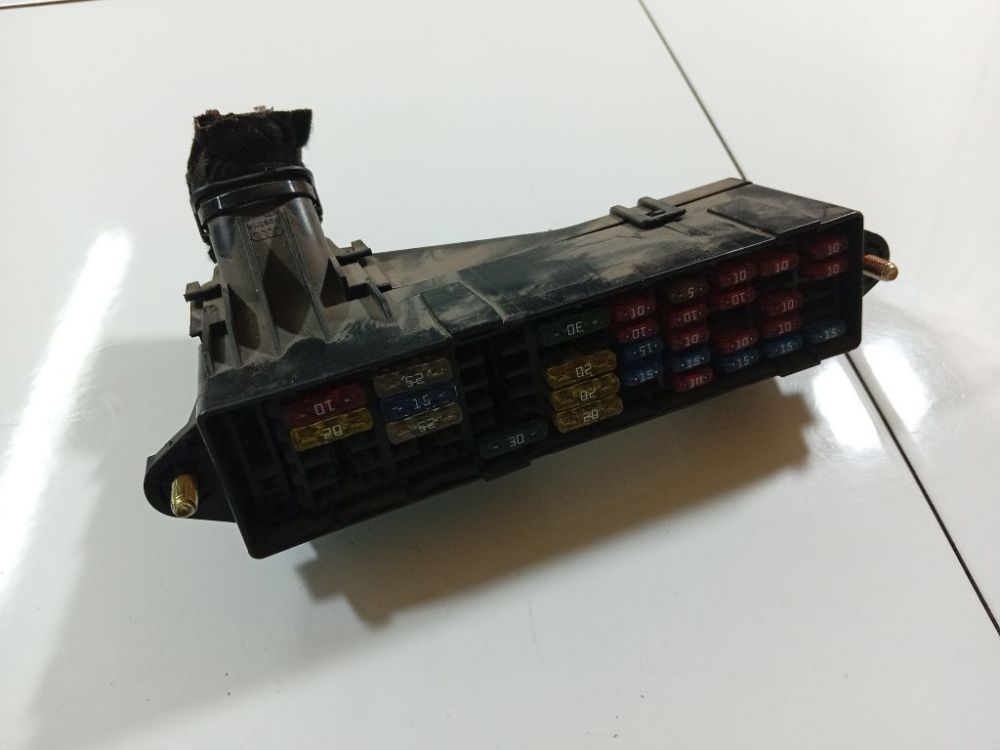 8Z1941824 Audi A2 2002 Fuse box - Thumbnail 2