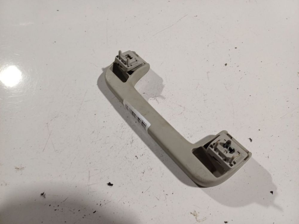 8P0857607C Audi A6 2005 Grab Handle - FRONT LEFT - Thumbnail 4