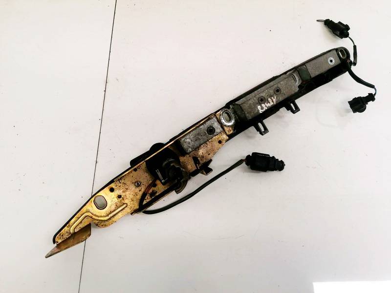 Skoda Superb 2002 Galinio dangcio isorine apdaila (numerio apsvietimas) G.