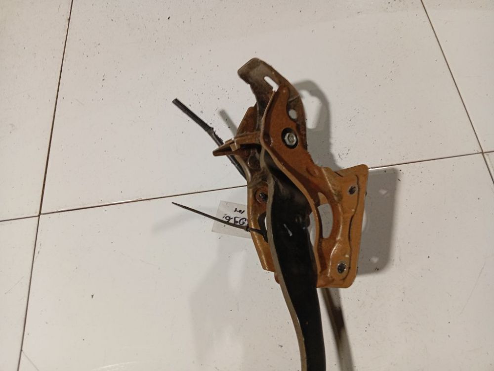 Toyota Corolla Verso 2005 Pedał hamulca - Thumbnail 4