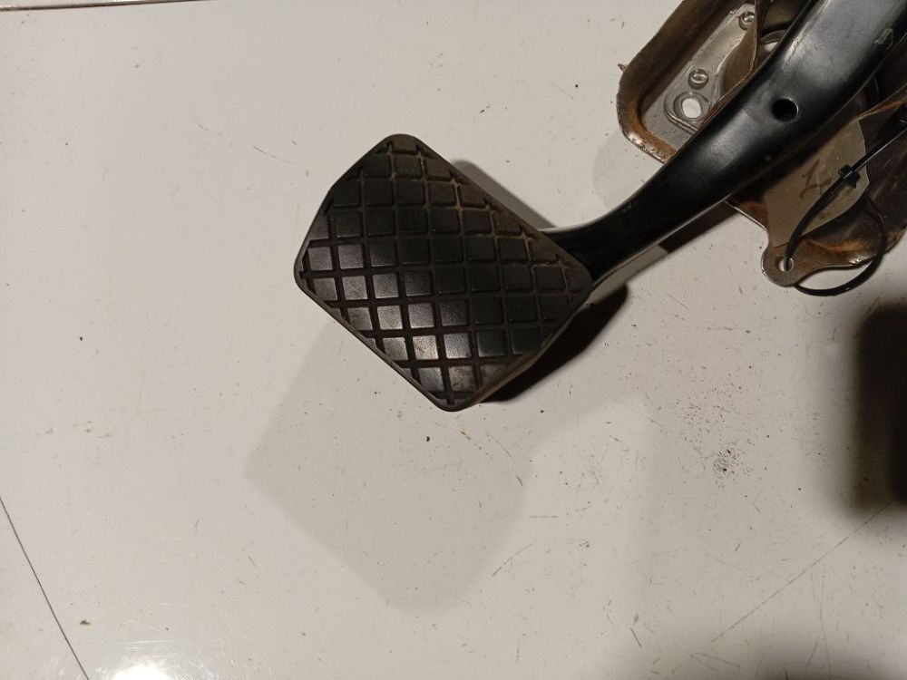 1K1723057AL Skoda Superb 2010 Pedal work, Brake pedal, Pedal bracket, Clutch pedal - Thumbnail 2