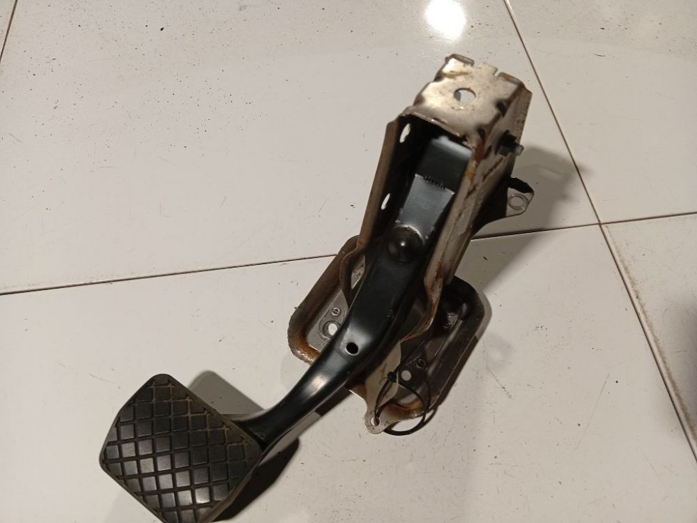 1K1723057AL Skoda Superb 2010 Pedal work, Brake pedal, Pedal bracket, Clutch pedal - Thumbnail 3