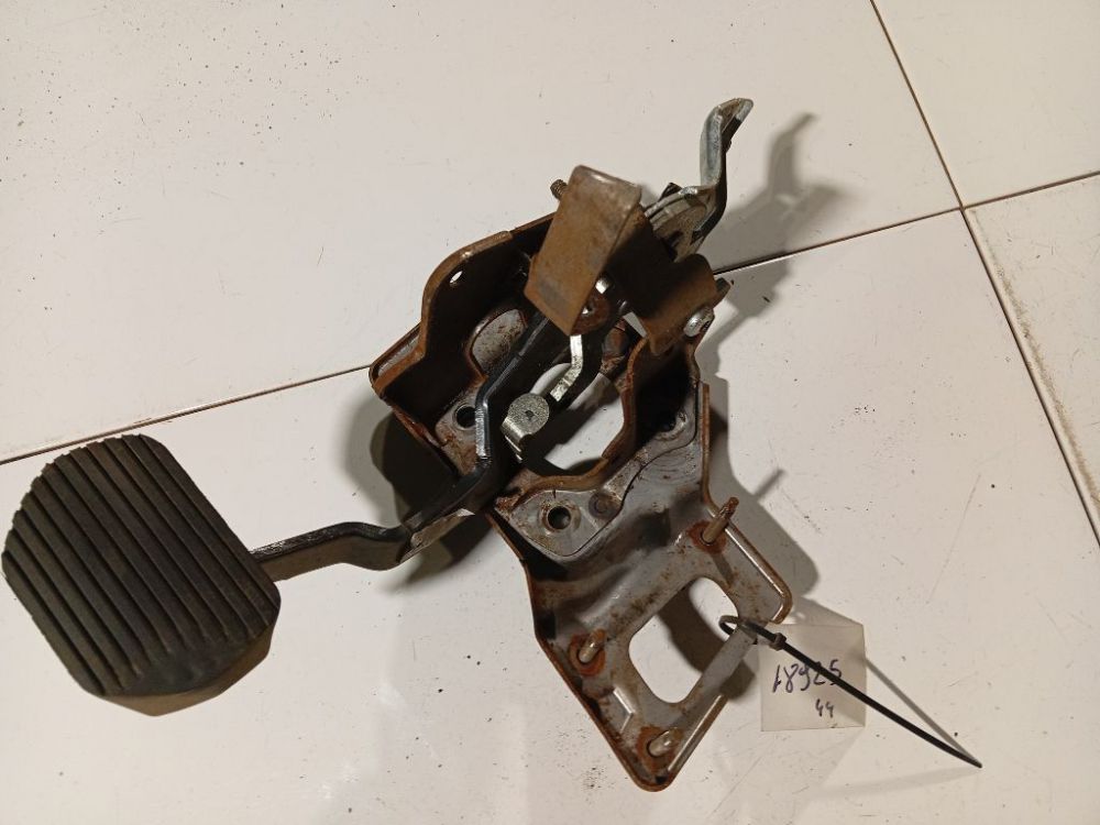 Citroen C4 Picasso 2008 Stabdziu pedalas - Thumbnail 4