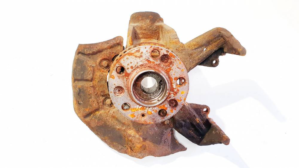 Volkswagen Bora 1999 Rumbas (gultnis) - PRIEKŠA PA LABI