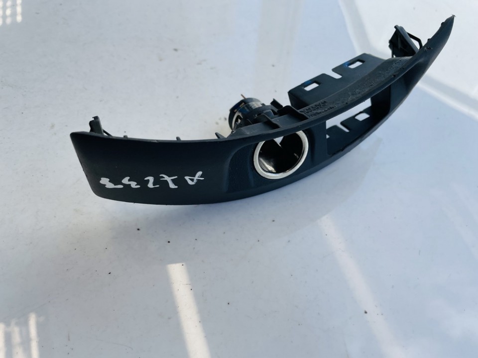 8686026 Volvo V50 2006 Cigarette lighter cover assembly