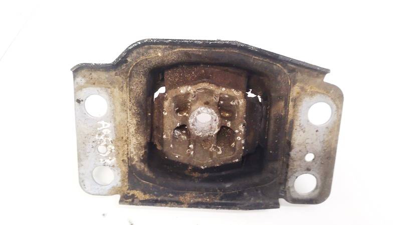 6G917M121BC Volvo V70 2008 Variklio pagalves bei Greiciu dezes pagalves