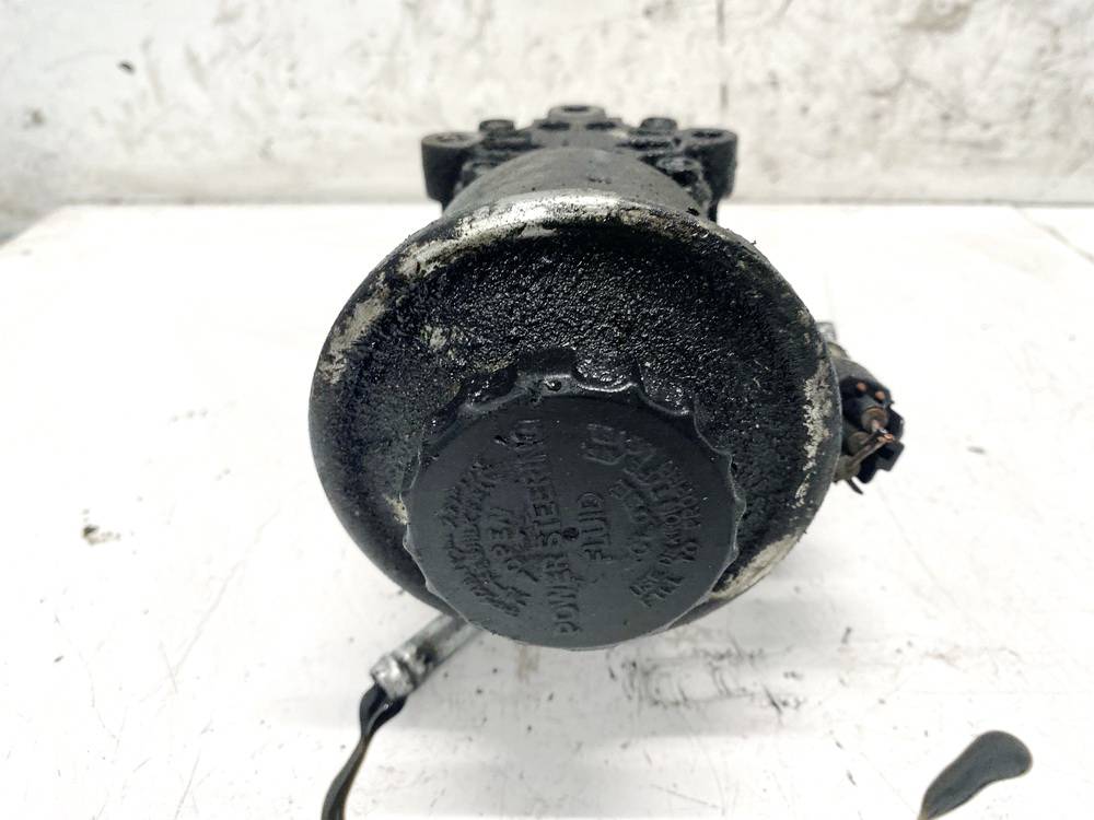 Toyota Corolla Verso 2007 Pump assembly - Power steering pump - Thumbnail 3