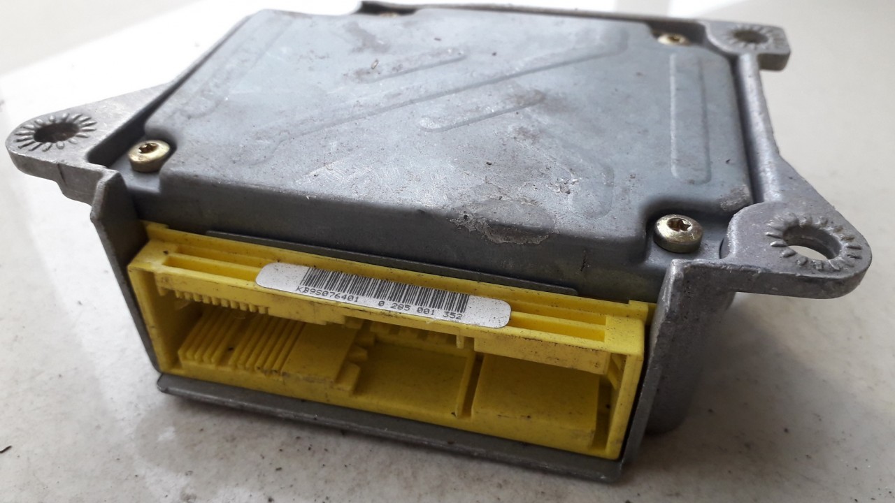 8L0959655G Audi A3 1999 Airbag crash sensors module - Thumbnail 2