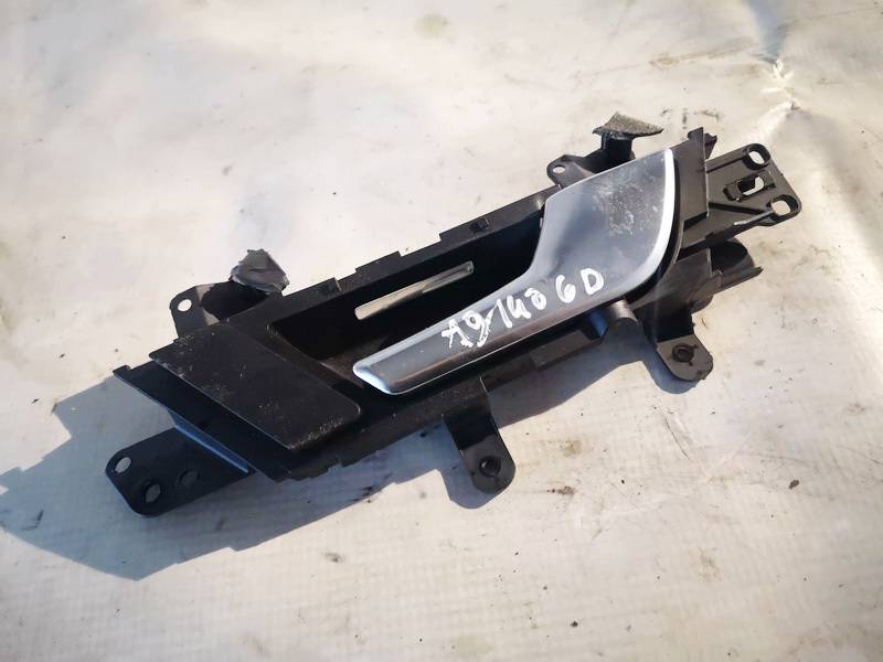 4F0839020D Audi A6 2005 Poignée Interne Port arrerie Droite