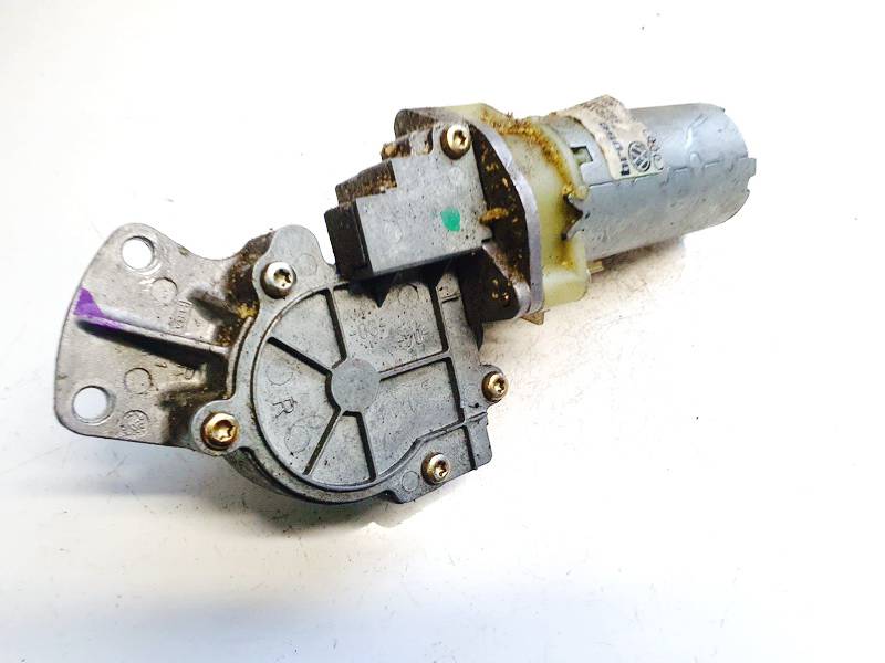 0130002528 Skoda Superb 2006 Sedynes varikliukas P.K.