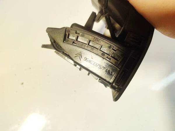 9646337977 Citroen C4 2007 Обогревательный канал - Thumbnail 2