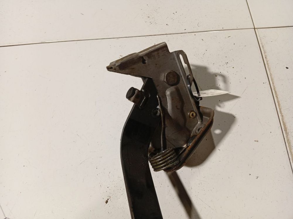 Mitsubishi Grandis 2005 Pedal work, Brake pedal, Pedal bracket, Clutch pedal - Thumbnail 4