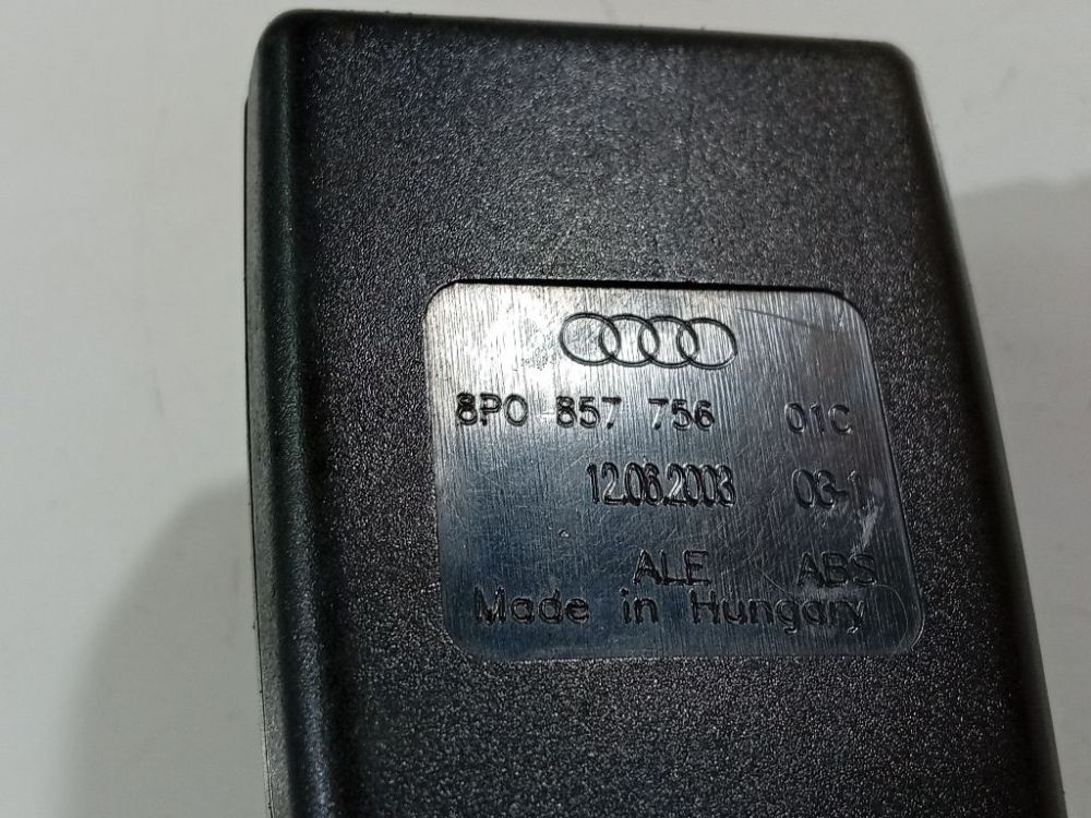 8P0857756 Audi A3 2003 Seat belt holder (Seat belt Buckle) - FRONT RIGHT - Thumbnail 4