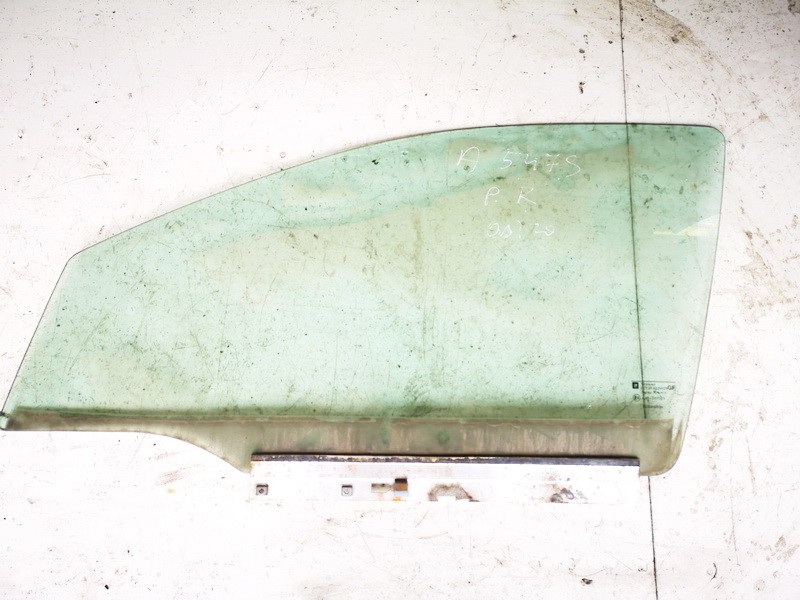 Opel Astra 2000 Door-Drop Glass - FRONT LEFT
