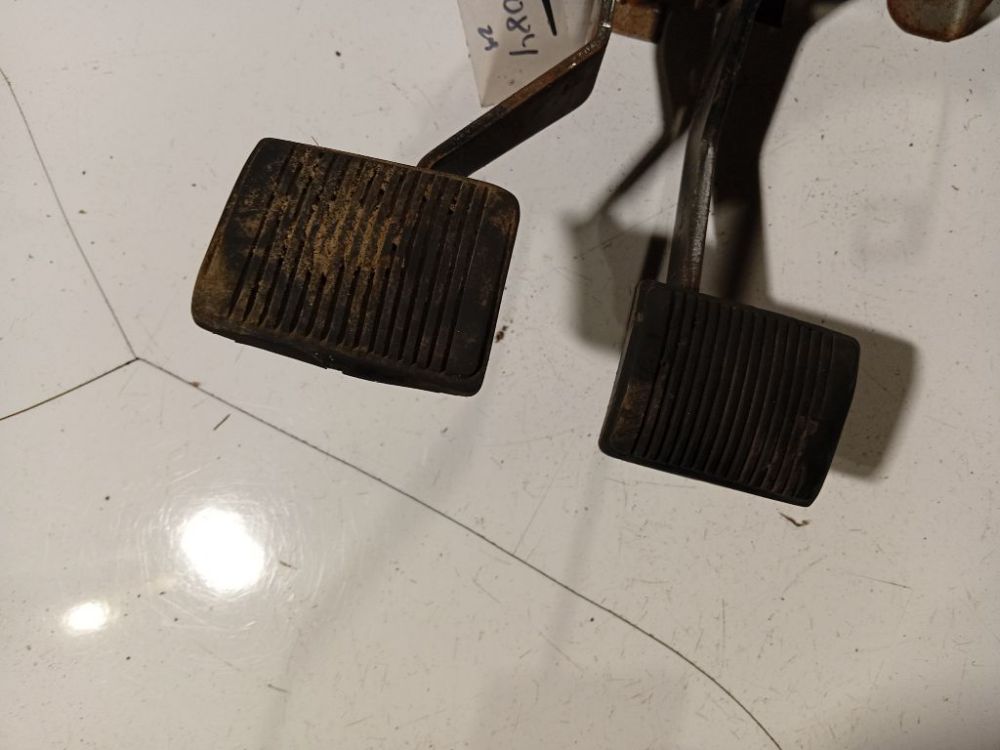 Chrysler Sebring 2002 Pedal work, Brake pedal, Pedal bracket, Clutch pedal - Thumbnail 2