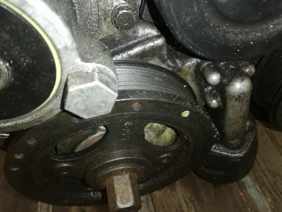 used used Crankshaft Belt Pulley Toyota Corolla Verso 2005 2.2L 30EUR