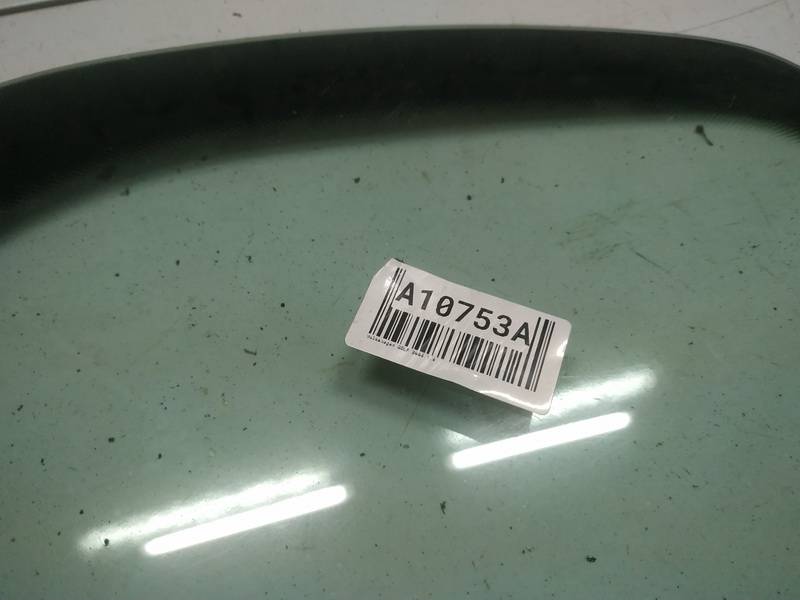 AS2 Volkswagen Golf 2004 Ventanilla de ventilación de la puerta trasera - TRASERO DERECHO - Thumbnail 3