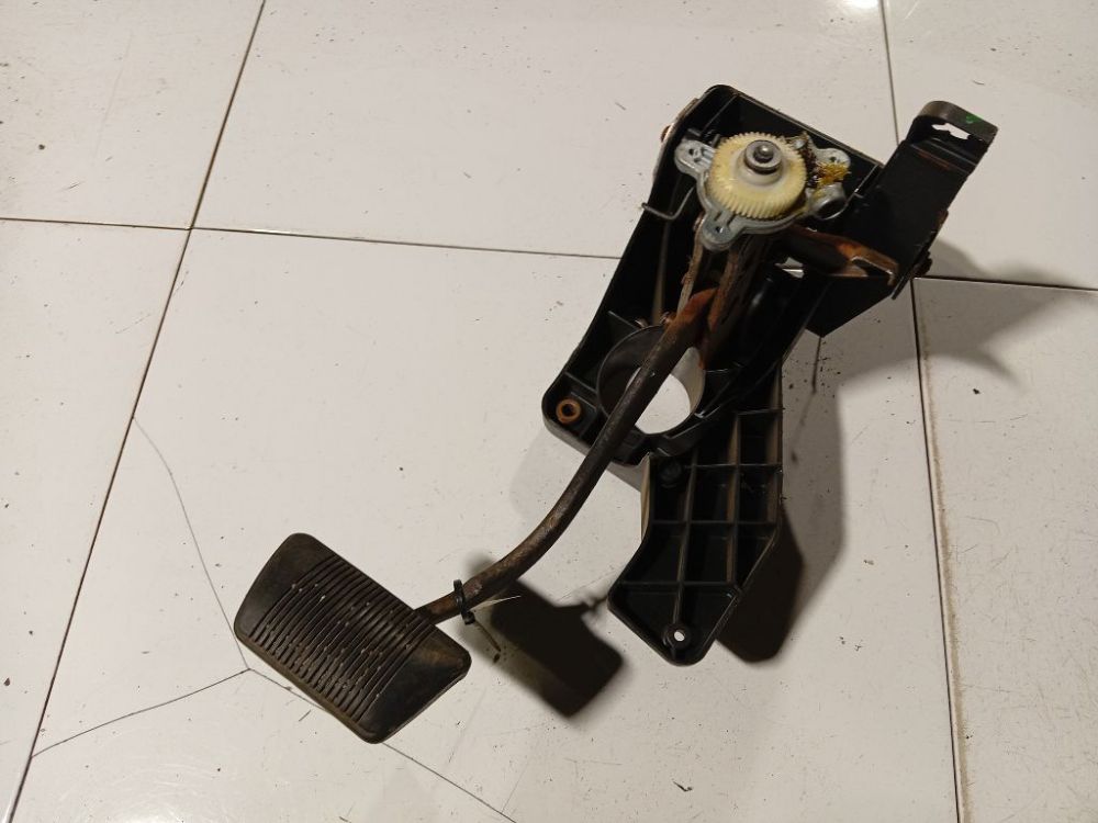 Chrysler Pacifica 2004 Pedal work, Brake pedal, Pedal bracket, Clutch pedal
