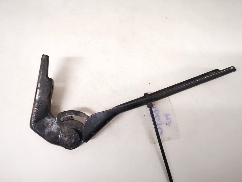 3B0823302A Volkswagen Passat 1999 Hood bonnet Hinge - FRONT RIGHT