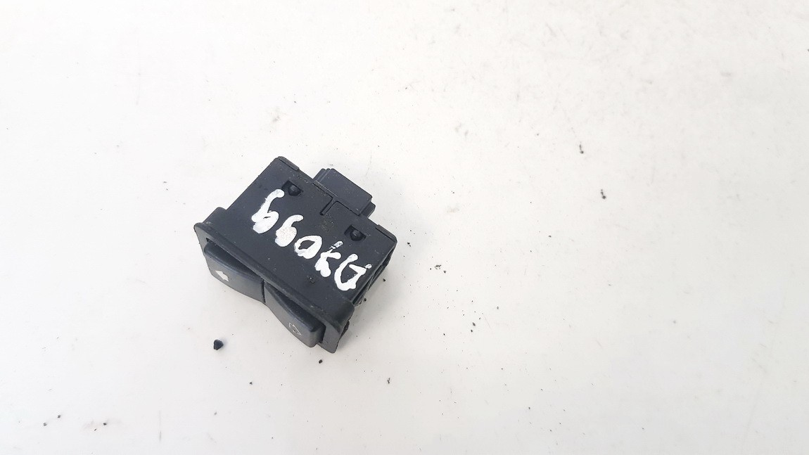 8368974 BMW 5-Series 2002 Power window control (Window Regulator-Window Switch)