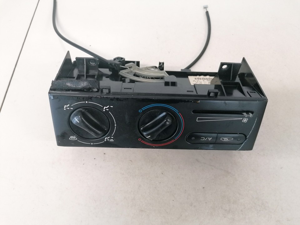 652550z used Climate Control Panel (heater control switches) Peugeot