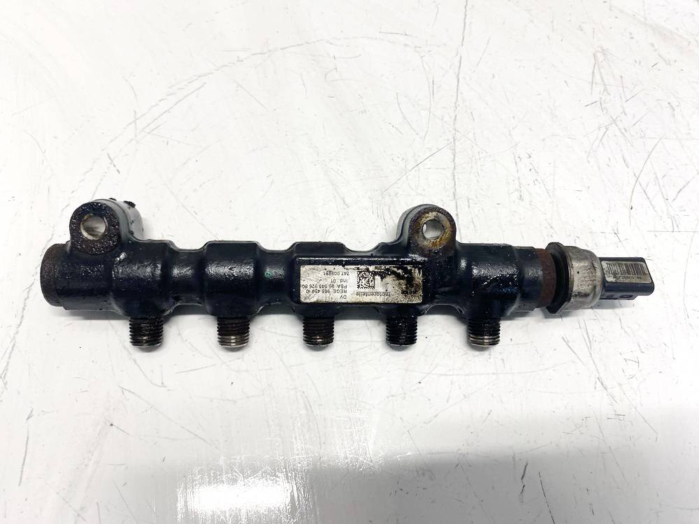9654592680 Citroen C4 2007 Fuel injector rail (injectors)(Fuel distributor)
